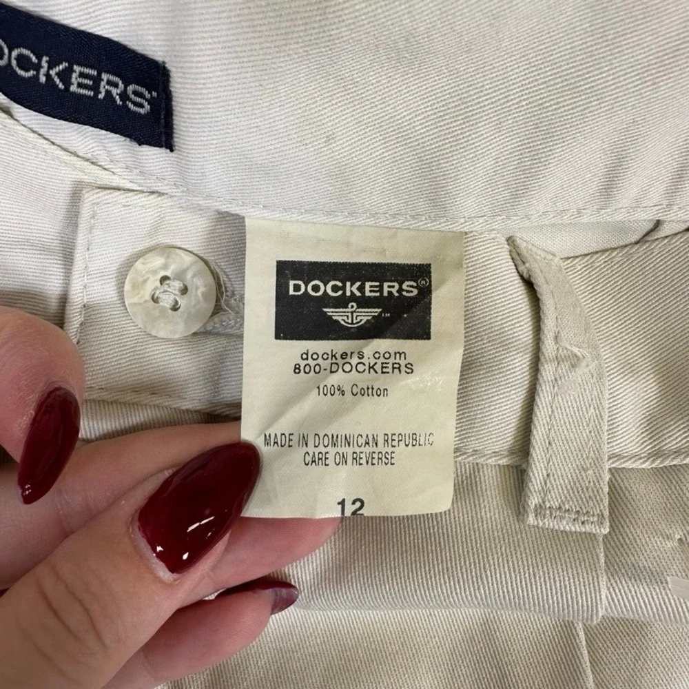 Dockers pleated chino
